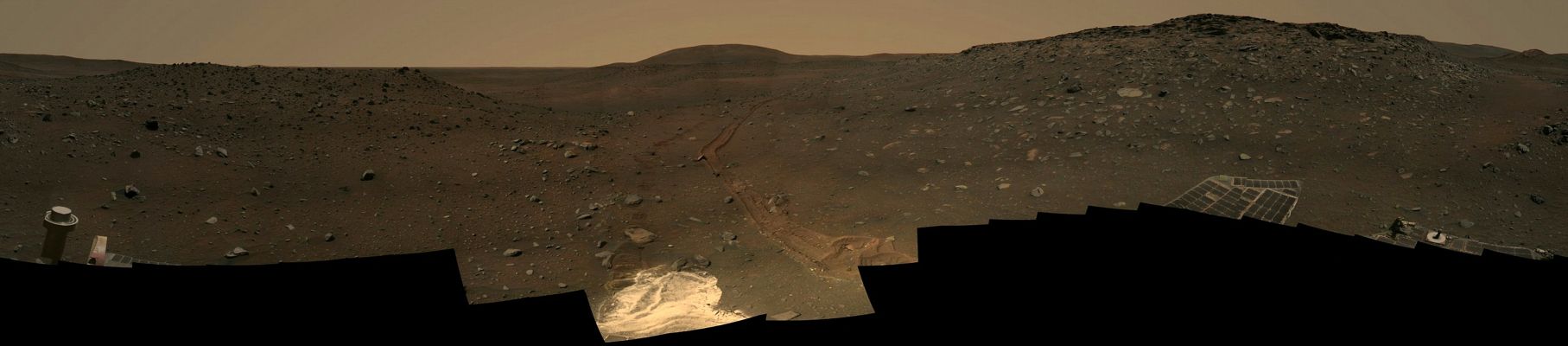 Calypso Panorama - from Sol 1906 to Sol 1943 (Natural Colors; credits: Dr G. Barca)
nessun commento
Parole chiave: Mars Panorama - Gusev Crater - Home Plate
