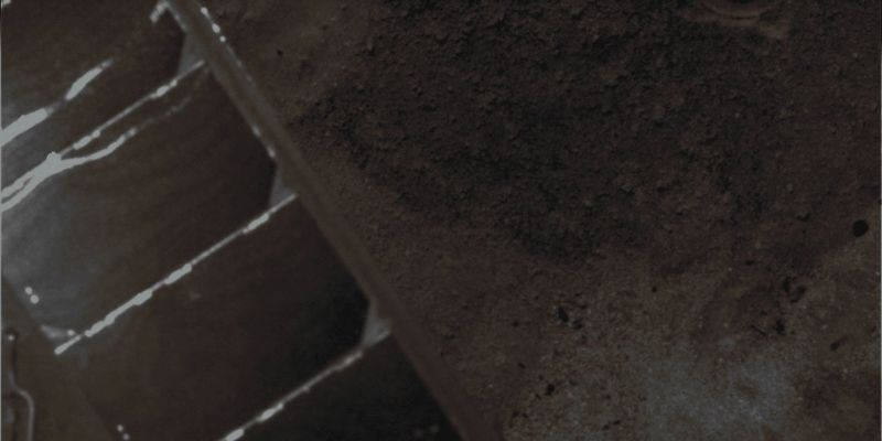 Solar Panel and Surface - Sol 1933 (Natural Colors; credits: Lunar Explorer Italia)
nessun commento
Parole chiave: Spacecraft - MER Spirit - Solar Panels and Surface