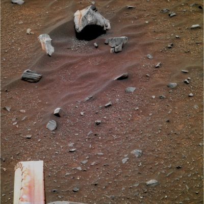 Colourful Sands near Spirit - Sol 2020 (Possible True Colors; credits: Dr G. Barca)
nessun commento
Parole chiave: Martian Surface - Rocks of various size and shape + colourful sands