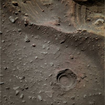 The "Mark", near Spirit - Sol 2086 (Natural Colors; credits: Dr G. Barca)
nessun commento
Parole chiave: Martian Surface - Rover Tracks, Pebbles and colourful Sand