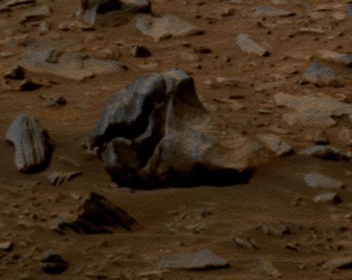 "Open Mouth" Rock - Sol 2116 (EDM - possible True Colors; credits for the additional process. and color.: Elisabetta Bonora - Lunexit Team)
...incommentabile...
Parole chiave: Martian Surface - Controversial Surface Feature - "The Open Mouth Rock"