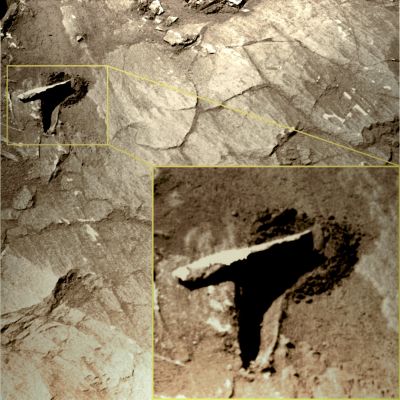 The "Metal Bar", on Mars... - Sol 226 (natural colors)
...Se si tratta di una "sbarra", allora è di metallo (polveroso, incrostato ed ossidato): secondo noi non ci sono dubbi...
Parole chiave: Martian Surface - Extremely Controversia Surface Feature - The "Bar"