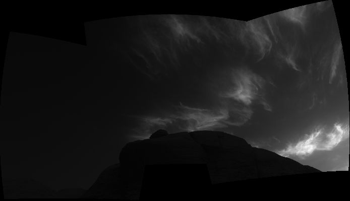 Noctilucent Clouds over Gale Crater - Sol 3072 (GIF-Movie)
Caption NASA Originale:"Using the Navigation Cameras on its Mast, NASA’s Curiosity Mars Rover took these images of clouds just after sunset on March 28, 2021, the 3.072nd Sol, or Martian Day, of the Mission. These Noctilucent, or Twilight Clouds, are made of Water Ice, such as ice crystals that reflect the setting Sun, allowing the detail in each cloud to be seen more easily".
Parole chiave: Martian Sky - Clouds