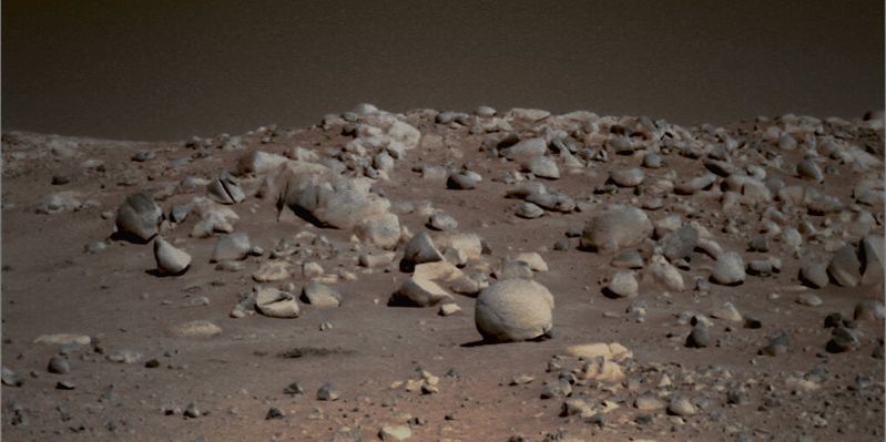 Rocky Landscape - Sol 317 (possible True Colors; credits: Dr G. Barca & Lunexit)
nessun commento
Parole chiave: Martian Horizon - Gusev Crater