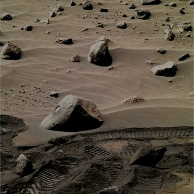 Rover Tracks and a Rock Garden - Sol 342 (possible True Colors; credits: Dr G. Barca)
nessun commento
Parole chiave: Martian Surface - Rover Tracks and Rocks