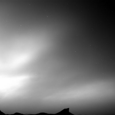 Dark Clouds over Gale - Sol 3747
Suggestiva. Peccato non sia a colori.
Parole chiave: Martian Surface and Sky - Clouds