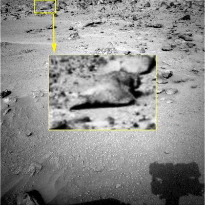 Is Anybody Under There?!? - Sol 381 (CTX Frame - additional process. by Ivana Tognoloni - Lunexit Team)
nessun commento
Parole chiave: Martian Surface - Controversial Surface Feature