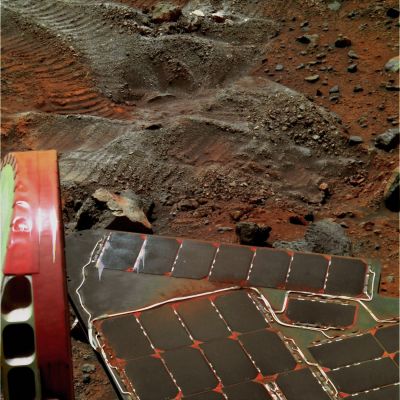 Solar Panels, Rover Tracks and "Brown Dust" - Sol 422 (True Colors; credits: Dr Gianluigi Barca)
nessun commento
Parole chiave: MER Spirit - Solar Panels
