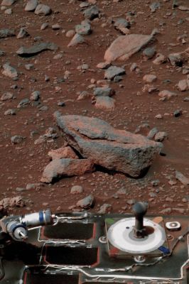 Sundial and Rocks - Sol 430 (True Colors; credits: Dr Gianluigi Barca)
nessun commento
Parole chiave: MER Spirit - Sundial