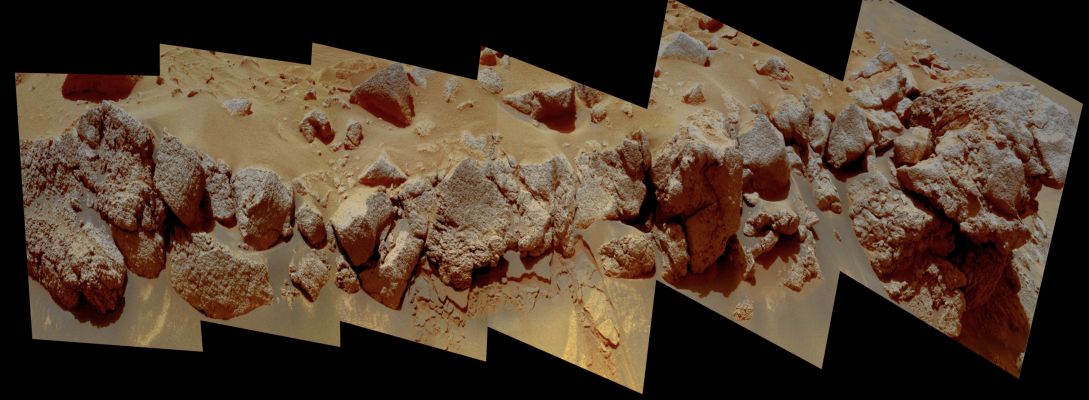 Hearts of Stone... - Sol 489 (possible True Colors; credits: Dr M. Faccin & Lunar Explorer Italia)
nessun commento
Parole chiave: Martian Surface - Outcrop - Gusev Crater