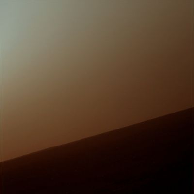 High-TAU at Sunset - Sol 520 (Absolute Natural Colors; credits for the additional process. and color.: Dr Paolo C. Fienga - Lunexit Team) 
Left Panoramic Camera Non-linearized Full frame EDR acquired on Sol 520 of Spirit's Mission to Gusev Crater at approximately 18:23:12 Mars Local Solar Time. Camera commanded to use Filter 7 (432 nm).
Parole chiave: Martian Horizon - Gusev Crater