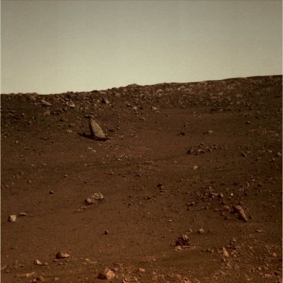 Leaning boulder - Sol 573 (natural colors; credits: Lunar Explorer Italia)
nessun commento
Parole chiave: Martian Surface - Lonely and unusually-looking Boulder