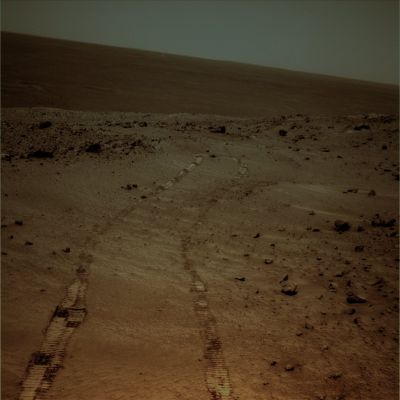 Panorama and distant mountains (3) - Sol 574 (Natural Colors; credits for the additional process. and color.: Dr Paolo C. Fienga)
nessun commento
Parole chiave: Martian Horizon - Gusev Crater