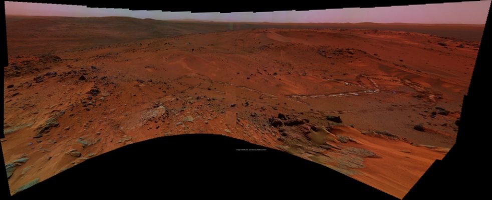Home Plate: Educational n. 2 - Sol 621 (an Image-Mosaic in possible Natural Colors by Dr Marco Faccin - Lunexit Team)
Questa serie di 4 Panorami l'abbiamo chiamata "Educational", perch� si tratta di Materiale Educativo, nel senso pi� puro del termine. 

Ore ed ore di processing, assemblaggio e calibrazione di frames, spese all'unico fine di offrire ai nostri Amici Lettori, un "Quadro VALIDO e Realistico" - certamente alternativo ai soliti lavoretti (svogliati, malfatti e ripetitivi) "Made by NASA" e comunque genuino, poich� ottenuto processando il materiale NASA-RAW in maniera Scientifically Correct - e cio� in compiuta armonia ed in stretta ottemperanza ad una serie di logiche e razionali assunzioni di base afferenti il Pianeta Rosso che, ormai, noi riteniamo dovreste conoscere pi� che bene (exx.: Luminosit� Media, TAU, S.I.A. all'ora dello/degli scatto/i etc.).

E, gi� che ci siamo, un promemoria: Lunexit, tramite i propri Attori (dal Presidente, ai Soci Attivi e sino al pi� "fresco" dei Junior Partners), fa Cultura e Divulgazione. Da DIECI anni (SEI dei quali spesi sul www).

Ora, dato che, in questo Paese, la nostra Mission (che, ricordatelo, COSTA UN'ENORMITA', MA NON RENDE!) non � neppure apprezzata in maniera adeguata, si � deciso che alcune variazioni sostanziali alla nostra struttura verranno apportate nei prossimi mesi. Lunexit non morir�, ma cambier�. Profondamente.

Scusateci, ma era necessario dare un "segnale forte", perch� le buone intenzioni ed i complimenti (al pari degli insulti) sono il sale della Vita. Ma di solo sale, si sa, non si campa...

Dr Paolo C. Fienga (PhD) - Lunar Explorer Italia
           Presidente e Socio co-Fondatore
Parole chiave: Mars Panorama - Gusev Crater - Home Plate