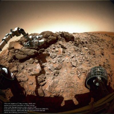 Hillary Outcrop (natural colors - elab. Aviation Week)
Da "NASA - Picture of the Day" del 13 Marzo 2007:"The Spirit rover attacked Mars again in 2005 September. What might look, above, like a military attack, though, was once again just a scientific one - Spirit was instructed to closely inspect some interesting rocks near the summit of Husband Hill. Spirit's Panoramic Camera captured the Rover's Instrument Deployment Device above as moved to get a closer look at an outcrop of rocks named Hillary. The Spirit rover, and its twin rover Opportunity, have now been exploring the red planet for over three years. Both Spirit and Opportunity have found evidence that parts of Mars were once wet".
Parole chiave: Husband Hill - Summit - Hillary Outcrop