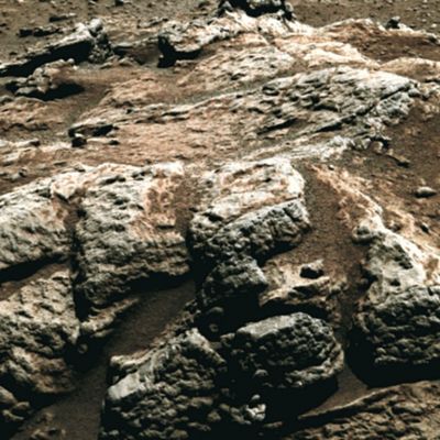 Dusty Outcrop - Sol 688 (natural colors + MULTISPECTRUM; credits: Dr G. Barca & Lunexit)
nessun commento
Parole chiave: Martian Surface - Outcrop
