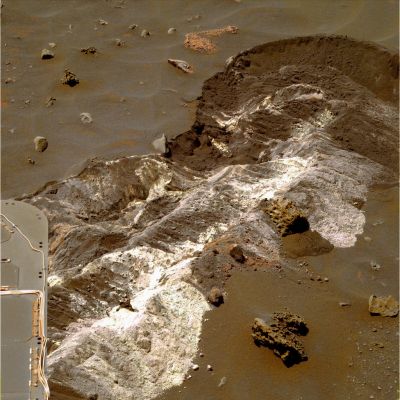 Rover Tracks and Sulphates - Sol 721 (True Colors; credits: Dr M. Faccin & Lunexit)
nessun commento
Parole chiave: Martian Surface - Rover Tracks and Sulphates