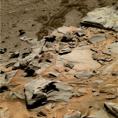 Stone Drawings - Sol 762 (natural colors; credits: Dr G. Barca)
nessun commento
Parole chiave: Martian Surface - Layers at Home Plate