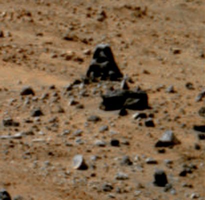 The "Totem" - Sol 825 (edm frame - natural colors; credits: Dr G. Barca)
nessun commento
Parole chiave: Martian Surface - extremely unusual surface feature: the "Totem"