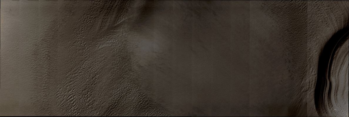 South Polar Layers (Absolute Natural Colors; credits for the additional process. and color.: Dr Paolo C. Fienga - Lunexit Team)
Orbit Number: 41762 
Latitude: 86,007° South
Longitude: 101,902° (East) 
Instrument: VIS 
Captured: May, 14th, 2011
Mars Local Time: 23:17 (Late Evening Hours)


Parole chiave: Mars from orbit - South Polar Features - Layers