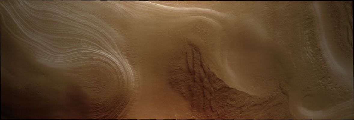 South Polar Spring (Enhanced Absolute Natural Colors; credits for the additional process. and color.: Dr Paolo C. Fienga - Lunexit Team)
Coord.: 84,6° South Lat. and 315,8° East Long.
Parole chiave: Mars from orbit - South Polar Residual Cap