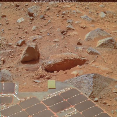 Dusty World (Natural Colors; credits: Dr Marco Faccin - Lunexit Team)
nessun commento
Parole chiave: Spacecrafts - MER Spirit - Solar Panels and Surface