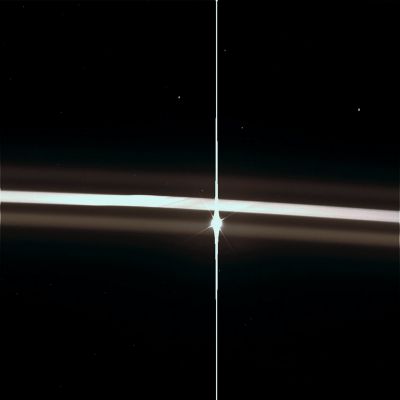 Sunshine through the Rings... (natural colors; credits: Lunexit)
Caption NASA:"Caption NASA:"N00107152.jpg was taken on April 10, 2008 and received on Earth on April 11, 2008. The camera was pointing toward SATURN, F-RING that, at the time, was approx. 611.114 Km away, and the image was taken using the CL1 and CL2 filters. This image has not been validated or calibrated".
Parole chiave: The Sun from Space