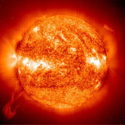 A Twisted Solar Eruptive Prominence
Caption NASA:"Ten Earths could easily fit in the "claw" of this seemingly solar monster. The monster, though, visible on the lower left, is a huge Eruptive Prominence seen moving out from our Sun. The above dramatic image taken early in the year 2000 by the Sun-orbiting SOHO satellite. This large prominence, though, is significant not only for its size, but its shape. The twisted figure eight shape indicates that a complex magnetic field threads through the emerging solar particles. Differential rotation inside the Sun might help account for the surface explosion. 
Although large prominences and energetic Coronal Mass Ejections (CMEs) are relatively rare, they are occurred more frequently near Solar Maximum, the time of peak sunspot and solar activity in the eleven-year Solar Cycle".
Parole chiave: The Sun from Space