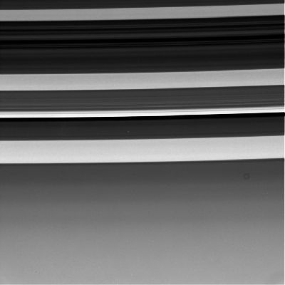 Possible UFO (and Cosmic Ray) in the Space of Saturn (GIF-Movie: credits: Dr G. Barca)
nessun commento
Parole chiave: GIF-Movie