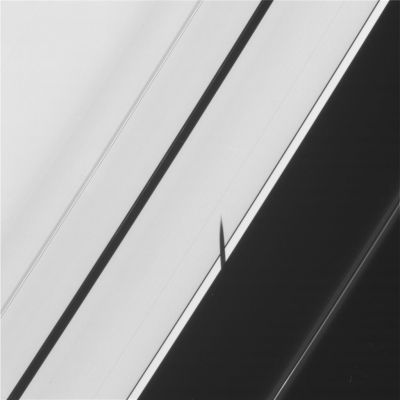 Eclipsing the Rings (3)
nessun commento
Parole chiave: Saturn's Rings - "B" Ring with Shadow