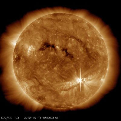 Intense Solar Activity on the Sun: Sunspot 1112 and Solar Flares
nessun commento
Parole chiave: The Sun from Space