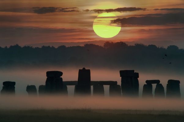 Sunrise Solstice at Stonehenge 
nessun commento
Parole chiave: Artistic Pictures