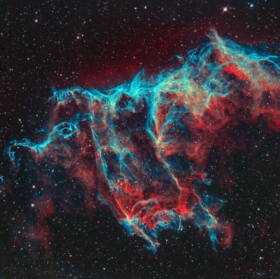 The Veil Nebula
"...Et genus, et formam, Regina Pecunia donat..."

(Orazio)

"...Sua Maestà il Denaro fa l'uomo nobile e bello..." (trad. libera)
Parole chiave: From Earth Pictures - Amatorial Pictures