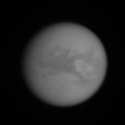 Titan
Caption NASA:"N00091172.jpg was taken on September 02, 2007 and received on Earth September 03, 2007. The camera was pointing toward TITAN that, at the time, was approximately 1.319.014 Km away, and the image was taken using the CL1 and CB3 filters. This image has not been validated or calibrated".
Parole chiave: Saturn's Moons - Titan