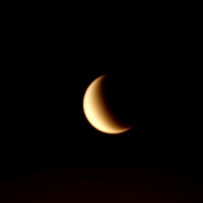 Crescent Titan (possible True Colors; credits: Lunar Explorer Italia)
Caption NASA:"W00051746.jpg was taken on December 06, 2008 and received on Earth December 06, 2008. The camera was pointing toward TITAN that, at the time, was approx. 313.546 Km away.
The image was taken using the CL1 and CL2 filters".
Parole chiave: Saturn's Moon - Titan