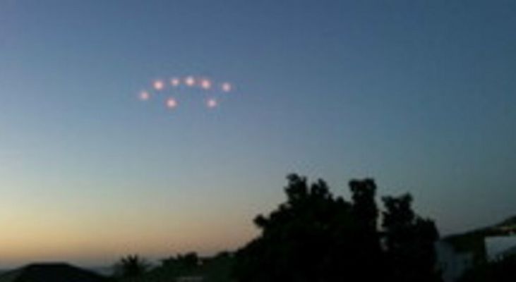 What a "Formation"! (Italy - Area/Region/Province unknown)
Parole chiave: UFO
