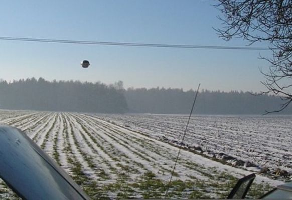 UFO over Poland (3) - Credits: unknown
Parole chiave: UFO