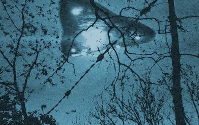 Possible UFO over Rendlesham Forest
Parole chiave: UFO