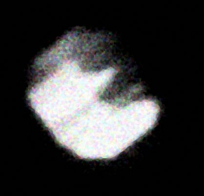 Unusually-looking "Object" in the Space of Saturn (edm n. 2, by Lorenzo Leone)
nessun commento
Parole chiave: Controversial Frame