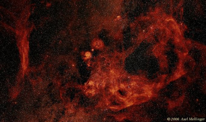 The Gum Nebula (in H-Alpha)
"...Spesso il Destino lo si incontra proprio sulla strada presa per evitarlo..."

(dal film: "My Name is Nobody")
Parole chiave: From Earth Pictures - Amatorial Pictures