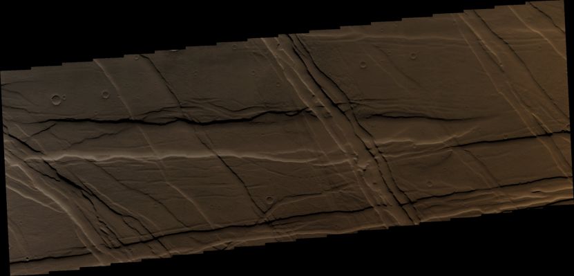 Ulysses Fossae (Absolute Natural Colors; credits for the additional process. and color.: Dr Paolo C. Fienga - Lunexit Team)
Orbit Number: 38891 
Latitude (centered): 12,387°
Longitude (East): 237,298°
Instrument: VIS 
Captured: September, 20th, 2010
Mars Local Time: 15:12 (early afternoon)
Parole chiave: Mars from orbit - Volcanic Features - Lava Channels