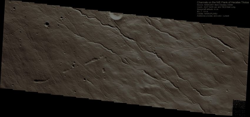 Channels on Hecates Tholus (Absolute Natural Colors; additional process.: Dr Paolo C. Fienga - Lunexit Team)
nessun commento
Parole chiave: Mars from orbit - Volcanic Features - Lava Channels - Hecates Tholus