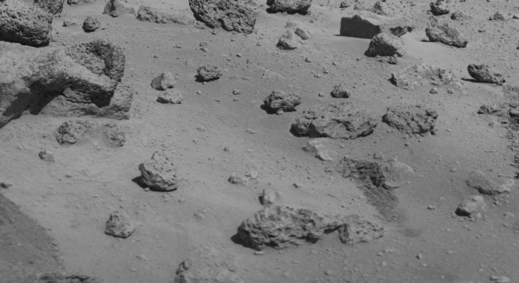 Another "Brick" in the Wall... (Original NASA CTX Frame - credits for the additional process.: Dr Marco Faccin - Lunexit Team)
Nulla, su Marte, è "banale". Nessuna immagine è "insignificante". Nessuna...
Parole chiave: Martian Surface - Controversial Surface Feature - "The Brick"