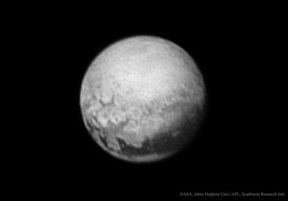 Approaching Pluto (RAW and Unnotated Frame)
si vedano i commenti al frame che segue.
Parole chiave: Pluto