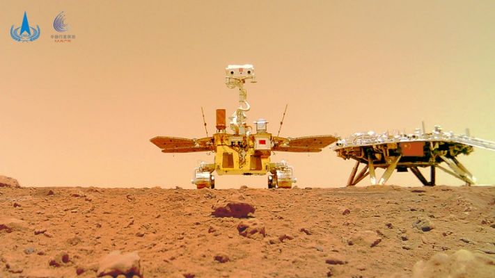 The "God of Fire": self-portrait
nessun commento
Parole chiave: Martian Rover Zhurong and Sky
