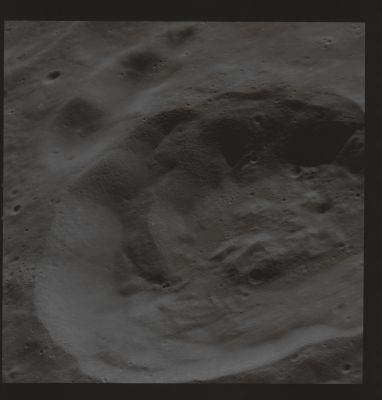 AS 08-14-2420 - Old Crater on the Far-Side of the Moon (1 - MULTISPECTRUM; credits: Lunexit)
Coord.: 10° South Lat. and 175° West Long.
Parole chiave: The Moon from orbit - Craters - Unnamed Crater on the Farside