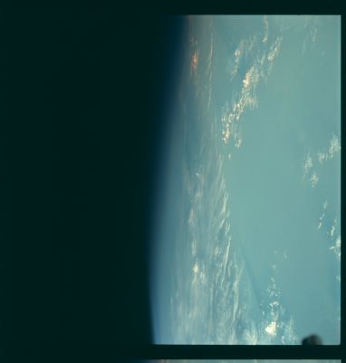 AS 09-20-3149 - The Limb of the Earth
nessun commento
Parole chiave: The Earth from orbit