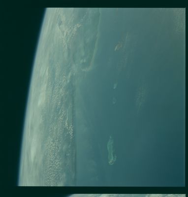 AS 09-23-3496 - Just the Earth...
nessun commento
Parole chiave: The Earth from orbit