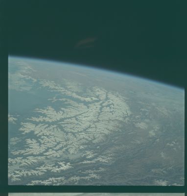 AS 09-23-3512 - Over the Snow...
Parole chiave: The Earth from orbit