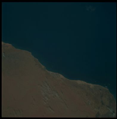 AS 09-23-3518 - Coastline (Absolute Natural Colors; credits for the additional process. and color.: Dr Paolo C. Fienga - Lunexit Team) 
nessun commento
Parole chiave: The Earth from Orbit